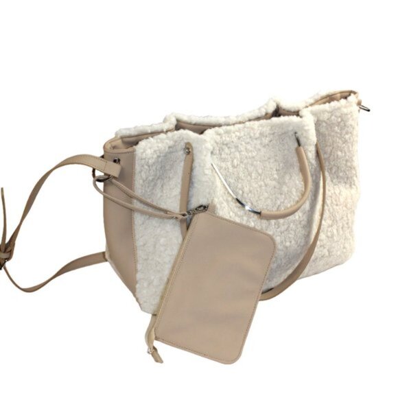 House Of Harlow 1960 Tan Cream Sherpa Shearling Detachable Wristlet Jumbo Tote - Picture 6 of 13